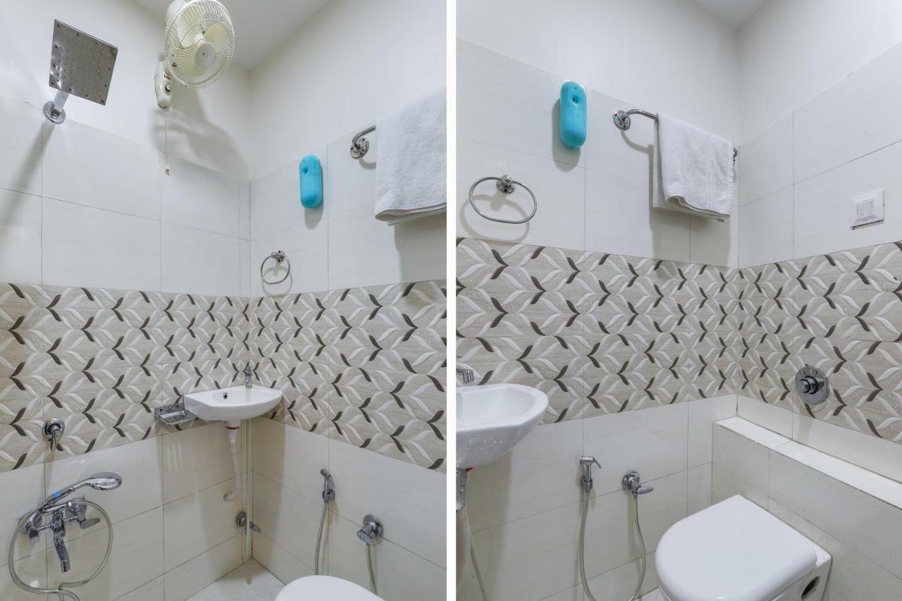 Oyo 47110 Hotel Royal Palace Naroda Ngoại thất bức ảnh